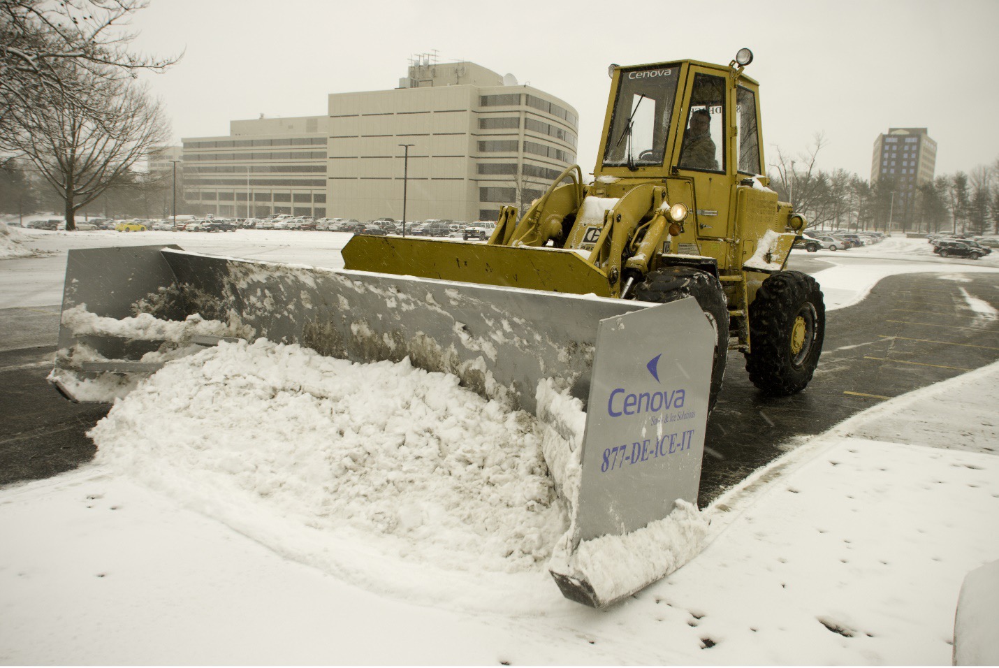 commercial sized snow plow jobs